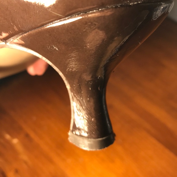 Brown kitten heel - Picture 2 of 2